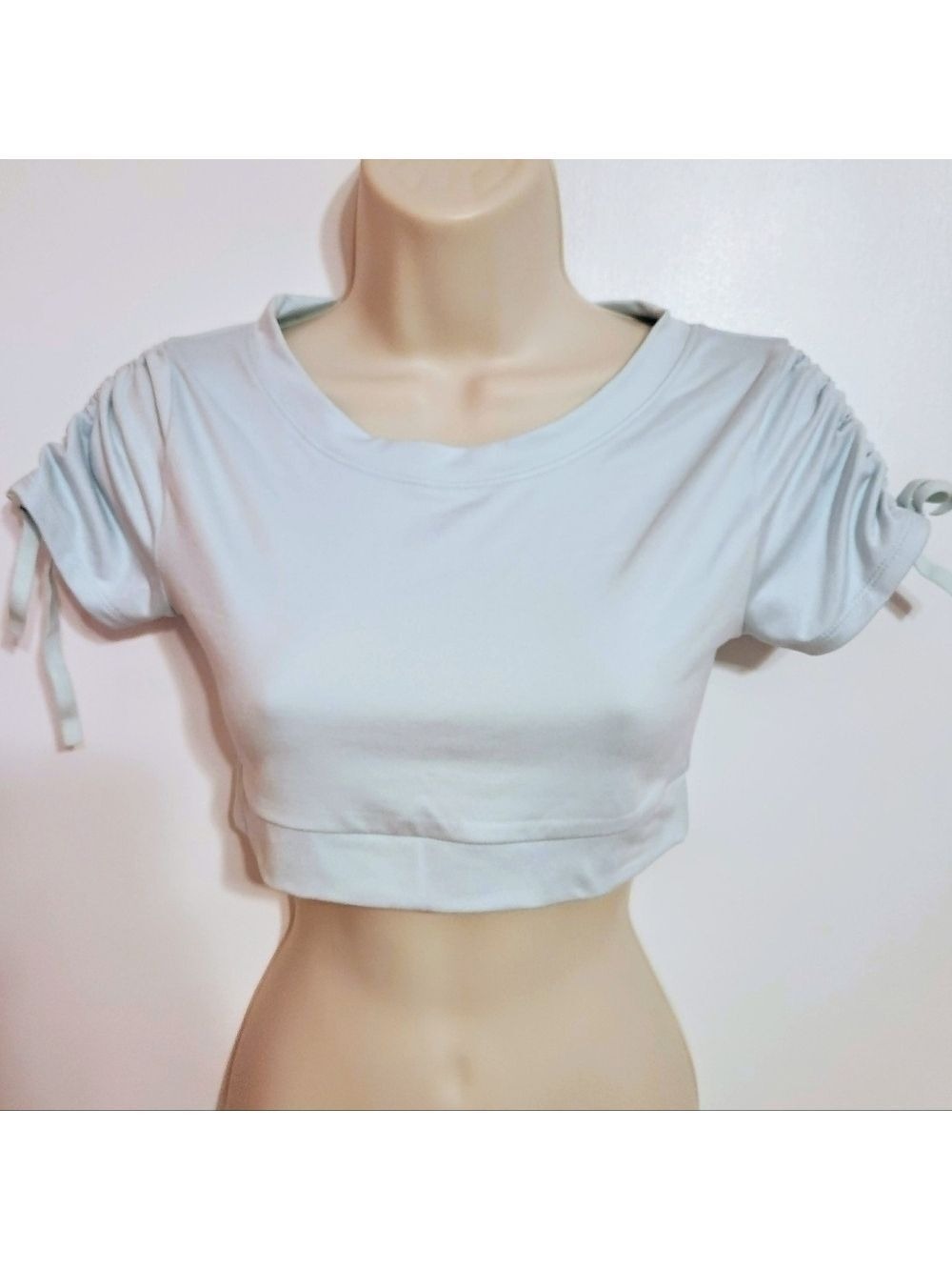Briavia Light Green Shirred Sleeve Cropped Top Medium - Picture 2 of 8